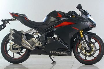 Yamaha R25 Pakai Ban 180. Honda CBR250RR Terbatas Kalau Mau Pakai Ban Lebar, Arm
