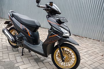 Velg Variasi Vario 110 Karbu. Miliki Nilai Histori, Honda Vario 110 Enggak Rela Dibiarkan Standar