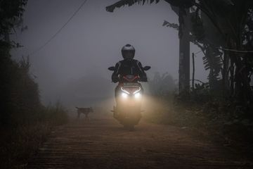 Lampu Led Nmax. Upgrade Lampu LED Yamaha NMAX Reflektor Bisa Meleleh? Ini