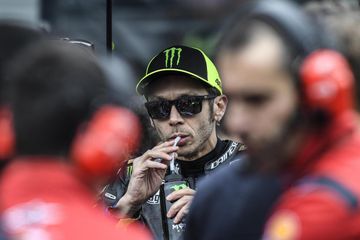 Kacamata Pembalap Motogp. Ini Deretan Fungsi Kacamata Pembalap MotoGP, Enggak Cuma