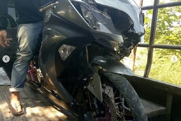 Ninja 250 Ban Cacing. Kawasaki Ninja 250 Muka Belepotan, Diduga Habis Crash, Ban