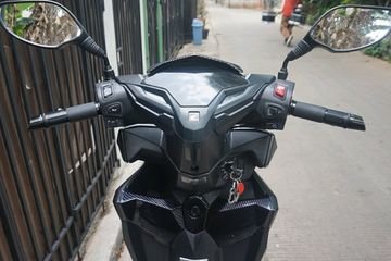 Cara Memasang Spion Honda Cbr 150. Pasang Spion Honda Click Bikin Tampilan Motor Matic Tambah