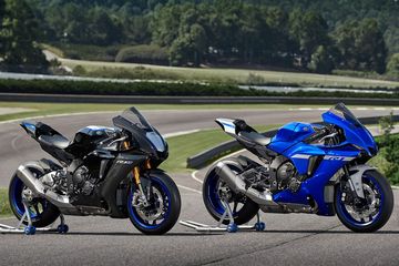 Perbedaan Yamaha R1 Dan R1m. Yamaha Resmi Kenalkan Yamaha YZF-R1M & YZF-R1 Versi 2020