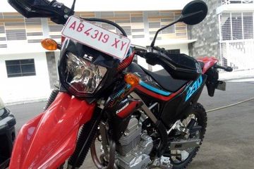 Harga Motor Tarikan Dealer Ternate. Update Harga Kawasaki KLX 230 SE di Ternate, Harganya