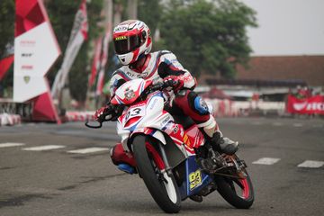 Modifikasi Honda Supra Gtr 150. Modifikasi Honda Supra GTR150 Terkencang Besutan Juara