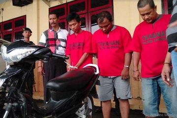 Cara Agar Motor Bodong Aman. Motor Bodong Dipasang Pelat Nomor Palsu Biar Tidak Ketahuan