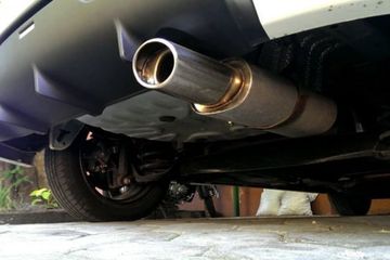Pasang Knalpot Racing Mobil. Mobil Pasang Knalpot Racing Harus Pakai Glasswool, Ini Fungsinya