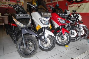 Yamaha Nmax Non Abs Vs Vario 150. Yamaha NMAX, Honda Vario 150 dan Suzuki GSX-R150, Motor