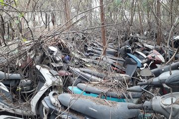 Kuburan Mobil Di Indonesia. Seram, Kuburan Motor Seluas 2,5 Hektar Ini Benar-benar Ada di