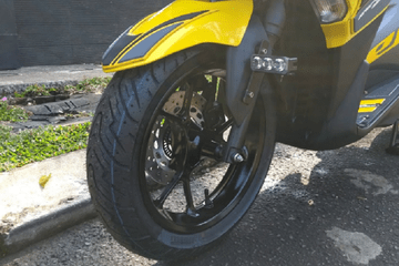 Ban Belakang Aerox 155 Michelin. Harga Ban Lebar Untuk Yamaha Aerox 155, Nih Daftar Harganya