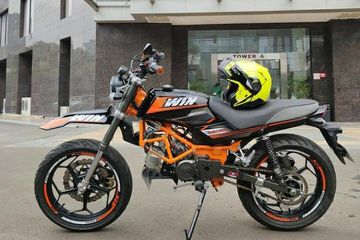 Honda Win Modif. Honda Win Tampil Beda, Pilih Gaya Supermoto, Kaki-Kaki Pinjam