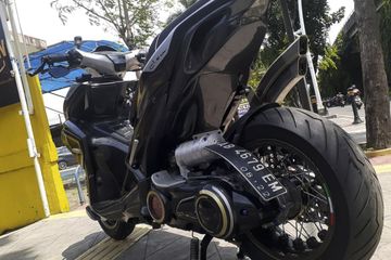 Aerox Modif Moge. Modifikasi Kaki-kaki Yamaha Aerox Jadi Gambot Mirip Moge Impian