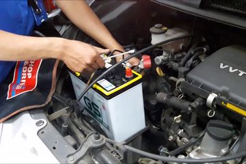 Ukuran Ampere Aki Mobil. Jangan Pernah Pakai Ampere Aki Lebih Kecil dari Standar, Ini