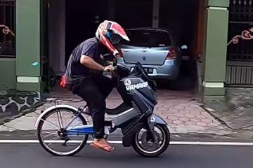 Motor Modif Lucu. Kocak, Yamaha NMAX Dikawinkan Dengan Sepeda Ontel, Enaknya