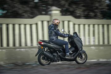 Mangkok Kampas Ganda Nmax. Tarikan Yamaha All New NMAX Makin Senyap, Comot Part NMAX