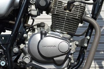 Cara Bersihkan Blok Mesin Motor. Cara Hemat Bikin Blok Mesin Jadi Kinclong, Modalnya Cuma Rp 3