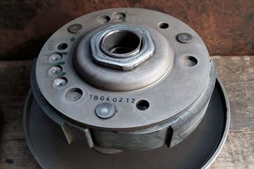 Baut Kampas Ganda Mio. Selain Per Kampas Ganda Patah, Ini Penyebab Motor Matic Jalan