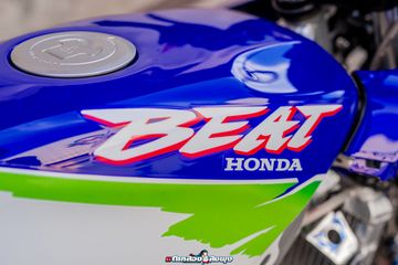Modif Sepeda Beat. Bukan Honda BeAT Biasa, Dapat Modif Istimewa, Mesinnya 2-tak