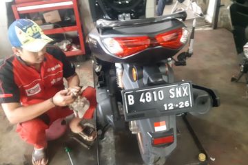 Aki Nmax Harga. Tanpa Modal, Begini Cara Atasi Aki Yamaha NMAX 155 Suka Tekor
