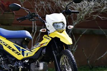 Satria Fu Vs Klx. Saudara Suzuki Satria F150 Tampil Garang Ala Bebek Trail, Sekali