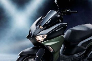 Motor Yang Mirip Nmax. Skutik Dek Rata Yamaha X-Force Punya Tampang Sporty, Pefroma