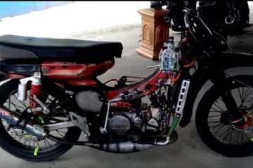 Yamaha Jaman Dulu. Ngeri! Yamaha Jadul Pakai Mesin Ninja 2 Tak