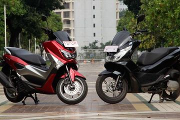 Nmax Vs Pcx Lokal. Yamaha NMAX Vs. Honda PCX, Laris Mana di Pasar Otomotif Lokal