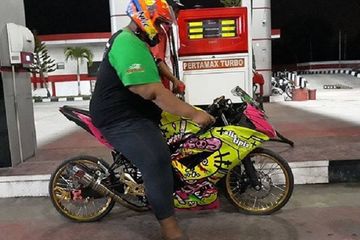 Cara Bikin Motor Drag Harian. Video Bukti Modifikasi Ban Cacing Bahaya Banget Buat Motor Harian