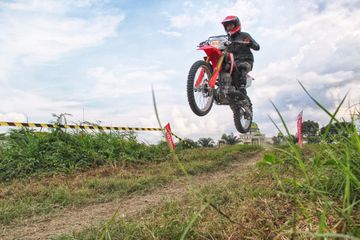 Cara Bikin Motor Trail. Bikin Lega, Akhirnya Tahu Kenapa Motor Trail Selalu Gunakan