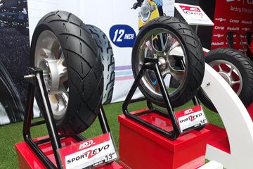 Kelebihan Dan Kekurangan Ban Fdr Sport Zevo. Keren Banget, Ini Dua Varian Ban Terbaru Dari FDR Untuk Motor