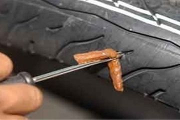 Tambalan Ban Tubeless Bocor Lagi. Ban Tubles Cuma Punya Nyawa Buat Lima Kali Tambal, Ini