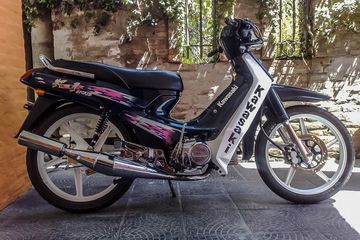 Motor Kawasaki Kaze R. Belum Banyak yang Tahu, Kawasaki K-1, Kaze Bermesin 2-tak yang