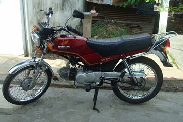 Honda Win 100 Keluaran Terakhir. Honda Win 100 Kini Tenar Lagi, Harganya Hampir Tembus Rp 30