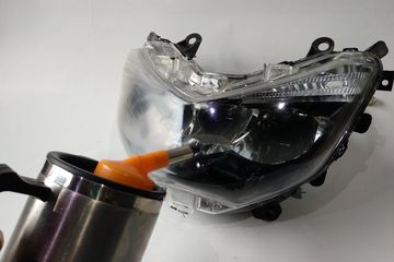 Cara Membuat Reflektor Lampu Sederhana. Otoseken: Bikin Alat Kinclong Reflektor Lampu Pakai Penghangat