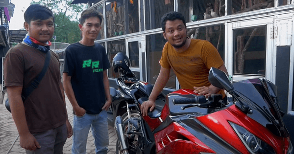 Cara Memanaskan Ninja 250 Fi. Wuih, Kawasaki Ninja 250 FI Punya Panji Petualang Baru Selesai