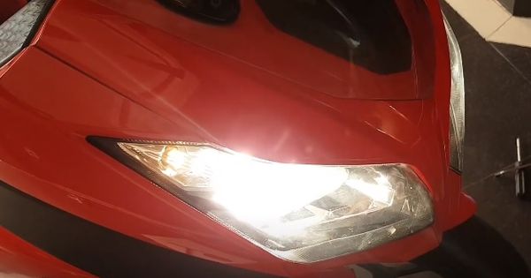 Lampu Ninja 250 Fi Bekas. Bohlam Headlamp Kawasaki Ninja 250 Fi Putus, Pakai Ini Lebih Irit