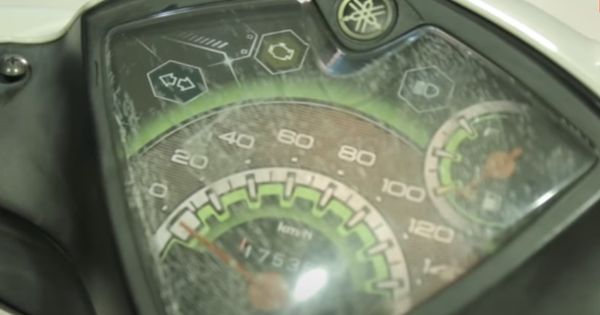Mika Speedometer Mx King. Bukan Oli, Minyak Ini Ampuh Obati Mika Speedometer yang Retak