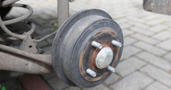 Biaya Perbaikan Minyak Rem Mobil Bocor. Biaya Perbaikan Rem Mobil Yang Rusak, Masih Segitu-Segitu Aja