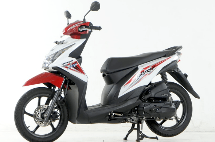 Letak Kiprok Honda Scoopy Fi. Honda BeAT Series Rawan di Bohlamp dan Aki, Kiprok Lemah