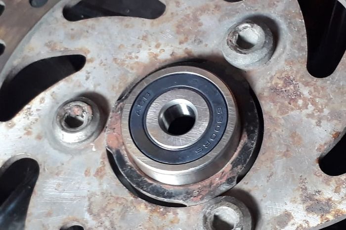 Laher Roda Depan Byson. Ciri-ciri Bearing Roda Motor Harus Diganti, Banyak Yang Gak Tahu