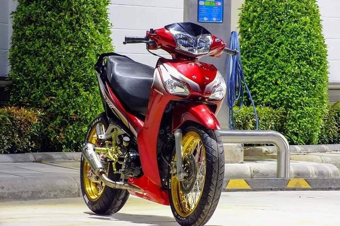 Modifikasi Supra X Helm In. Keluarga Honda Supra Jadi Lebih Keren Setelah Kena Modif Kaki