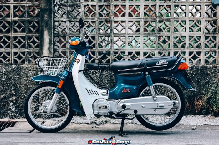 Motor Bravo Rc 100. Restorasi Suzuki RC 100 Bravo Jet Cooled, Tampil Apik Seperti