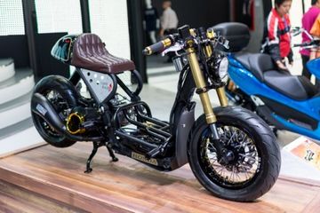 Matic Modif Cafe Racer. Jangan Dibilang Songong, Motor Matik Ini Ambil Gaya Cafe Racer