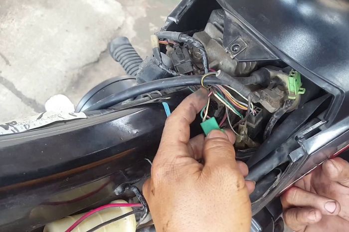 Apa Itu Ac Dan Dc. Bagi yang Belum Tahu, Ini Bedanya Sistem Kelistrikan AC dan DC