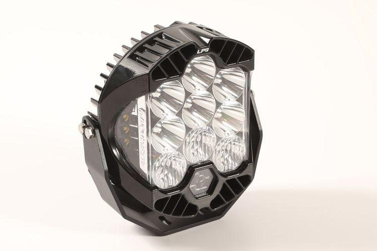 Cara Pasang Lampu Tembak Motor Matic. Buat yang Belum Ngerti, Begini Cara Pasang Lampu Tembak LED