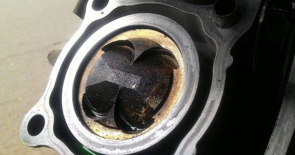 Apakah Ninja 250 Fi Bisa Pakai Pertalite. Ingin Piston Bebas Kerak, Saran Mekanik Pakai Pertalite, Kok