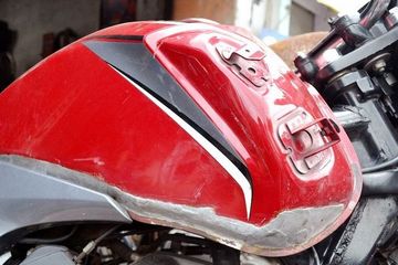 Cara Melapisi Tangki Motor Dengan Epoxy. Trik Cegah Bocor pada Tangki Motor, Bagian Dalam Dilapisi Ini