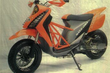 Modif Suzuki Spin. Otojadul: Suzuki Spin 125 Ogah Biasa, Supermoto Jadi Tampang