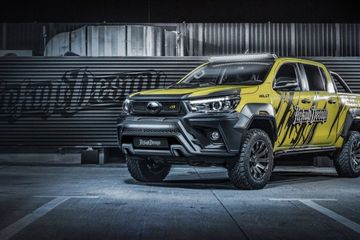 Mobil Bawa Motor Trail. Toyota Hilux Jadi Lebih Gagah dan Cocok Buat Bawa Motor Trail