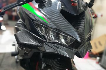 Cara Pasang Winglet Ninja 250 Karbu. Aero Winglet Carbon di Ninja ZX-25R Bikin Tampilan Makin Racing